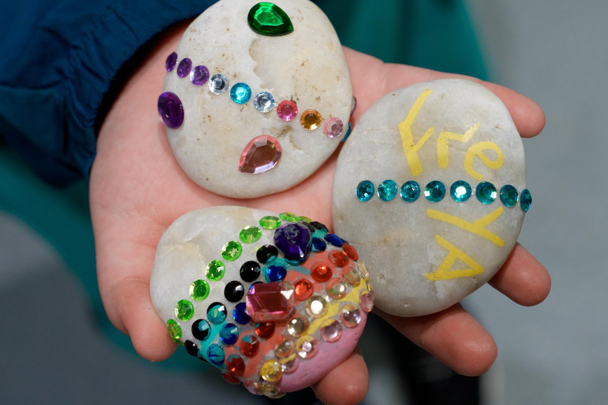 ChildHealthScot's tweet photo. 🌳 Tomorrow is #BeCalm Wednesday!
Join us and @gsc1 for a moment of mindfulness through tree art 🌿
Take time to breathe, create, and connect with nature.
🎨 Share your calming creations and tag us in your pics &amp; posts!
🔗https://t.co/Uxi9NRqliQ https://t.co/pXuHgrIBC3