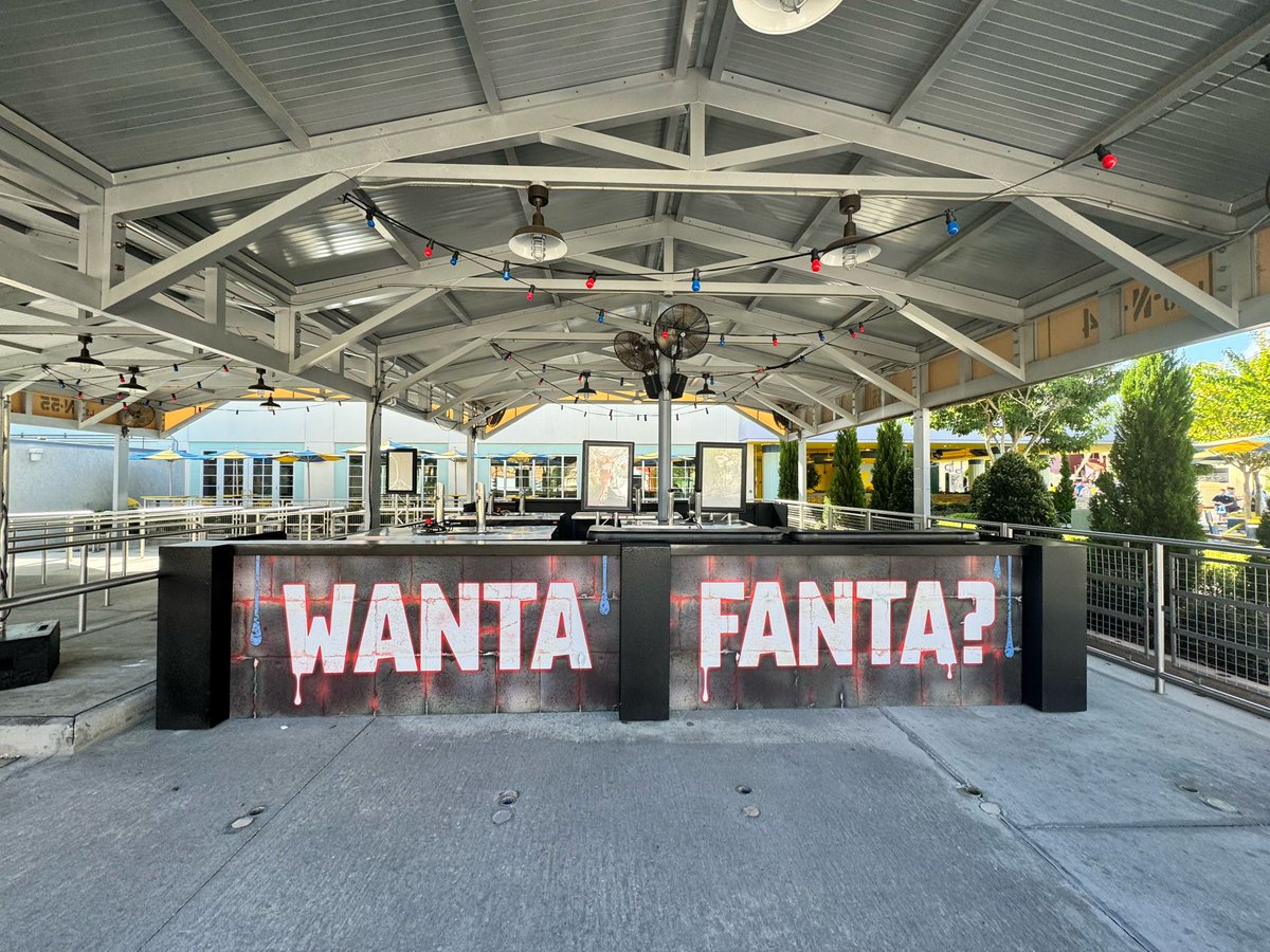 insideuniversal's tweet photo. Wants Fanta at the Transformers bar? #HHN34 @HorrorNightsORL https://t.co/dgo8IulKSM