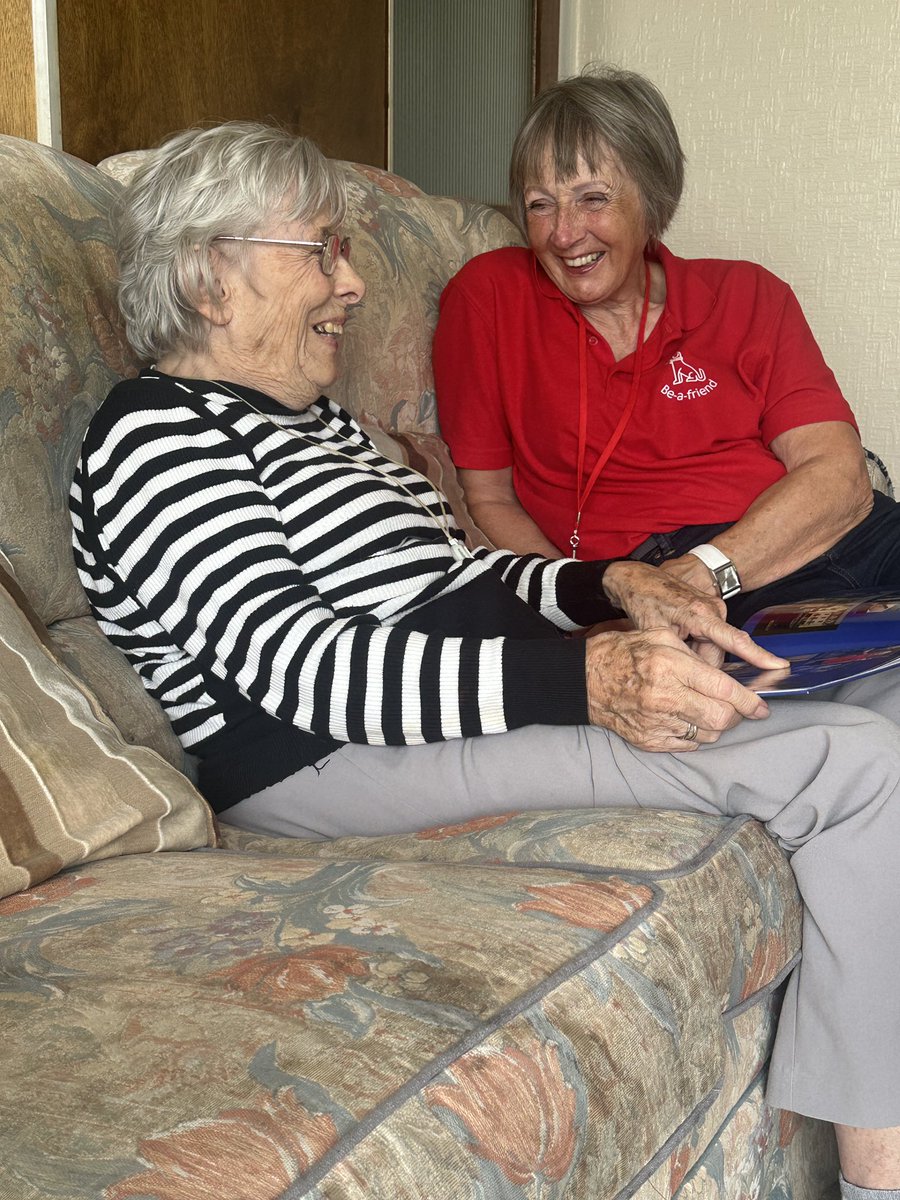 Cŵn Cymorth Cariad / Cariad Pet Therapy (@cariadpet) on Twitter photo Be-a-friend visit with Brenda and Ava ❤️ <a href="/TNLComFund/">The National Lottery Community Fund</a> #loneliness Be-a-friend visit with Brenda and Ava ❤️ <a href="/TNLComFund/">The National Lottery Community Fund</a> #loneliness