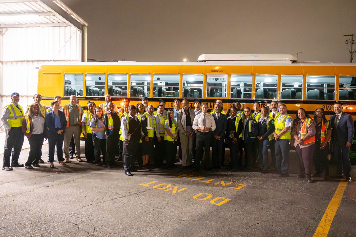 LAUSDSup's tweet photo. 🚍Rise and shine, Los Angeles Unified! The #FirstDayOfSchool is here and we’re waking up the @LASchools giant!

Thank you, @CADeptEd Superintendent @TonyThurmond, and Board Members @sherlett4LAUSD and @lausdbd7, for joining us as we welcome our students and school communities.

And to our incredible @LAUSDTSD bus drivers — you set the wheels in motion for a safe and successful day.
Keep the energy and excitement going — let’s make this year unstoppable! ✨
#InspiringGreatness #WelcomeBackLAUSD #Day1
https://t.co/8IbsJkjtaa