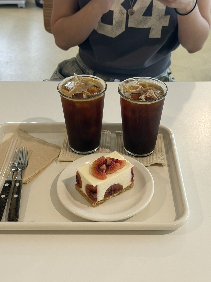 Radiant7uly's tweet photo. https://t.co/5kLOJixVdG