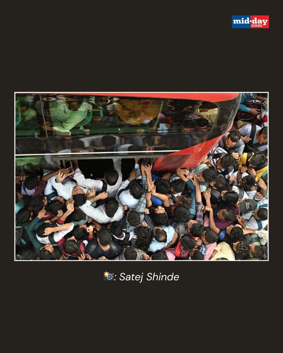 Mid Day (@mid_day) on Twitter photo Mid-day’s photojournalist Satej Shinde’s picture of Mumbaikars struggling to get into an air-conditioned BEST bus at Andheri has won the prestigious Andhra Pradesh Photo Journalists Association Award.
<a href="/satejss/">Satej Sharad Shinde</a>
#PhotographyAward #Mumbai #AwardWinningPhoto #VisualStorytelling Mid-day’s photojournalist Satej Shinde’s picture of Mumbaikars struggling to get into an air-conditioned BEST bus at Andheri has won the prestigious Andhra Pradesh Photo Journalists Association Award.
<a href="/satejss/">Satej Sharad Shinde</a>
#PhotographyAward #Mumbai #AwardWinningPhoto #VisualStorytelling