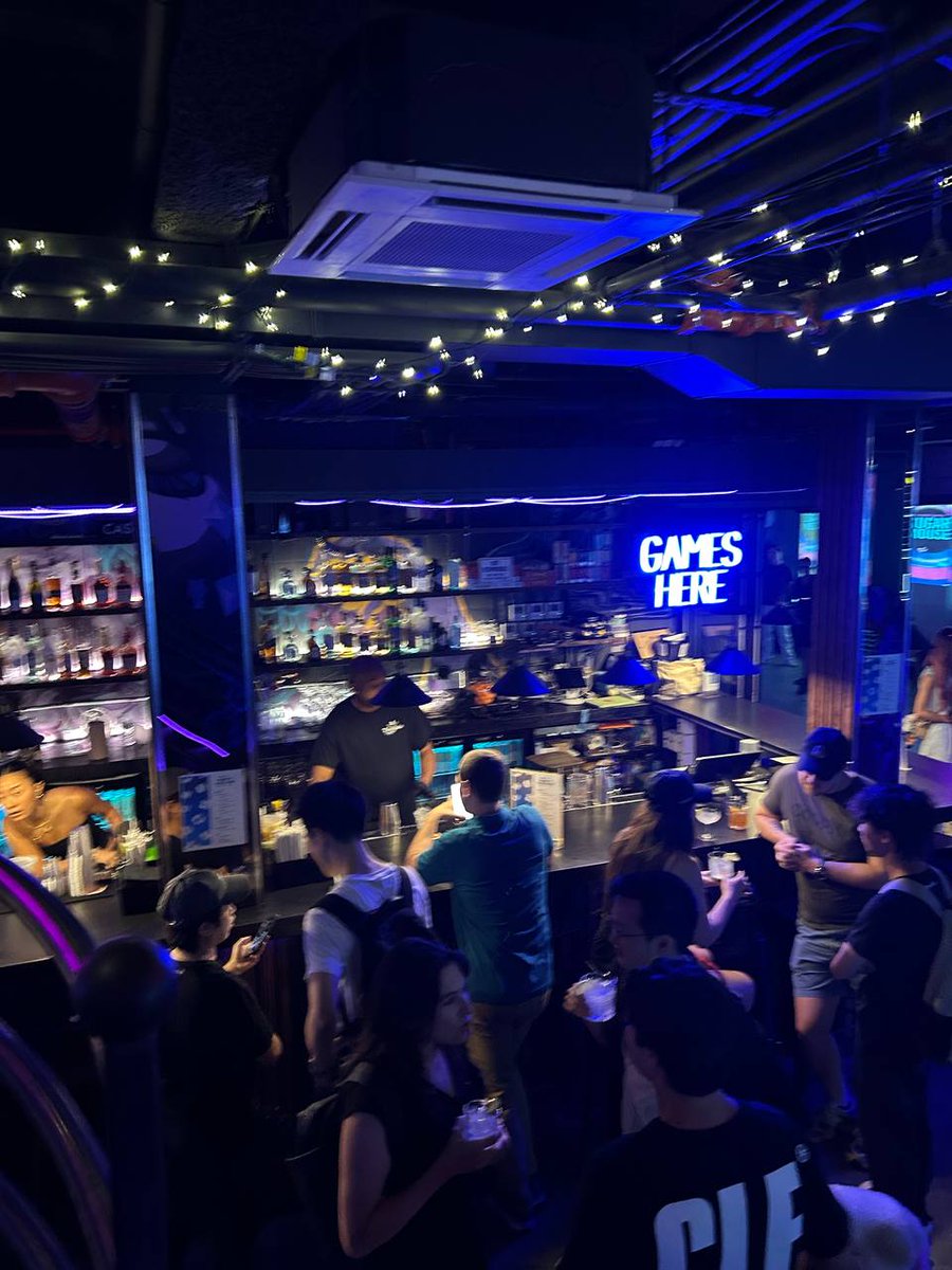 Data_Ecosystem's tweet photo. Thanks for joining us at ‧₊˚✧ Proof of Creativity ✧˚₊‧

Vibes were high. Share your pics below ˶ᵔ ᵕ ᵔ˶

✧ @cantinaxyz ✧ @Yakoa_ ✧ @crossmint ✧ https://t.co/Kf7sZMnNHm