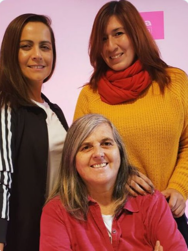 Iherreraa's tweet photo. Natalia Valdebenito también pertenece a la cultura de Jara, la que no promueve el odio sino los acuerdos https://t.co/NNy4uQrLo4