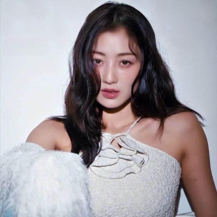 hyomuse_'s tweet photo. Park Jihyo being the definition of stage presence

— an appreciation thread; https://t.co/FR4aC5S8Ox