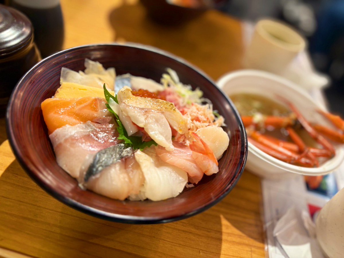 UM_SPYAIR's tweet photo. 金沢弾丸ツアー楽しかった。
海鮮と和スイーツをこれでもかってくらい堪能してきた。
次は泊まりで行くのもアリかな🤔 https://t.co/iAW2ynvZ5R