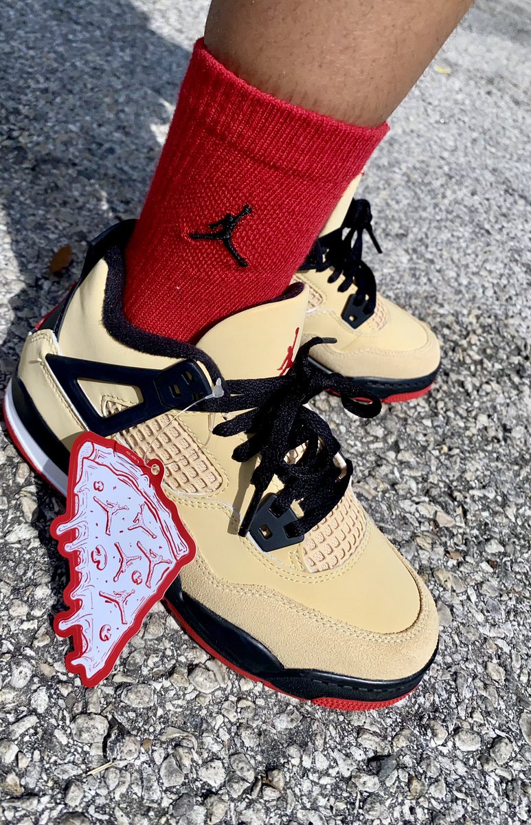 Ambitiouss_Tee's tweet image. 2nd grade, let’s gooooooo.
🥹🥹📚👟💲💕💫 

#FirstDayVibes 
#PROUDMOMMY