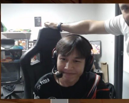 สงสารหลานอะ สตีมรับยอดอยู่ดีๆโดนเข้าคอร์สติวส่วนตัว 1v1 เพื่อนหนีหมดห้อง มันสิไห้แล้วนั่น 5551525555