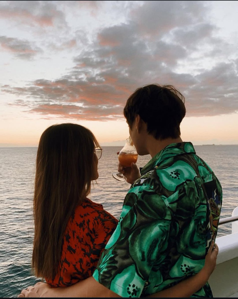 LizQuen FanBoys tweet media