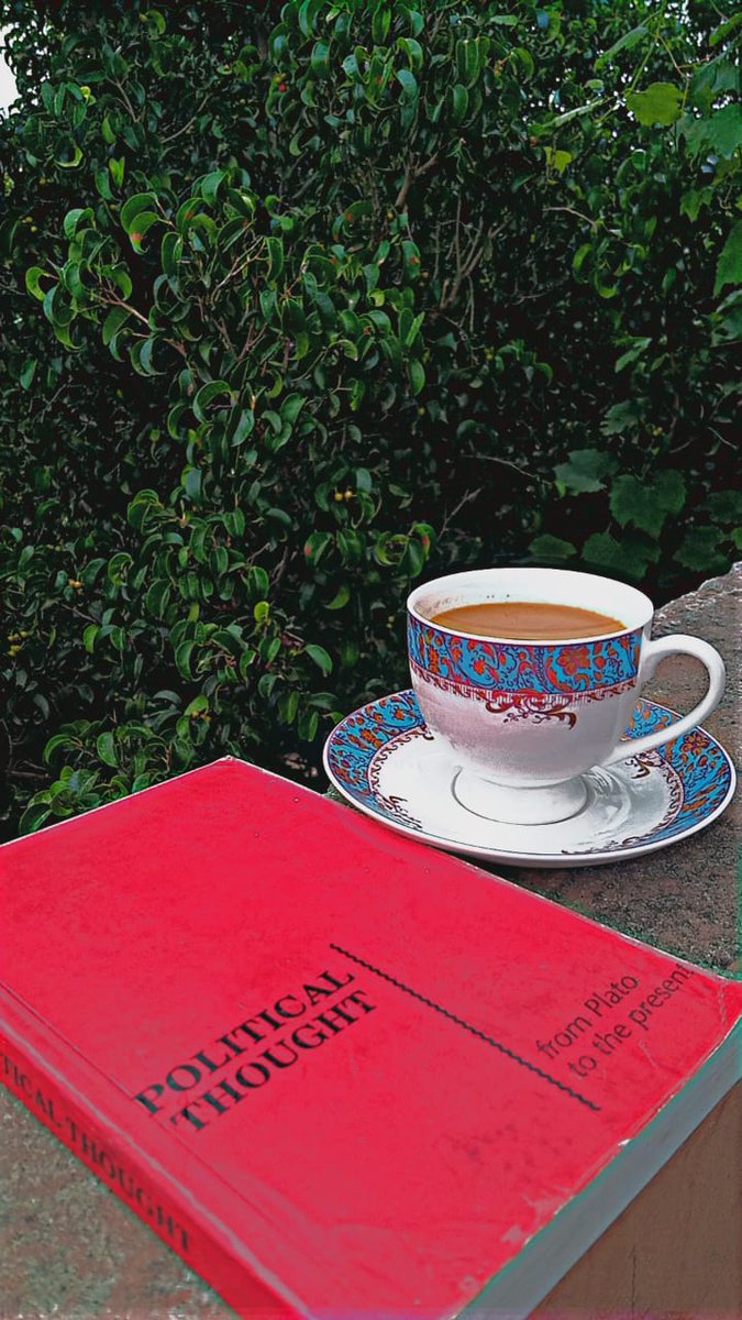 SadiaMustafa22's tweet photo. What's the matter?
I can't get back to myself.
.
Mahmoud Darwish 
#islamabad #bookish https://t.co/YtcP4XFwS1