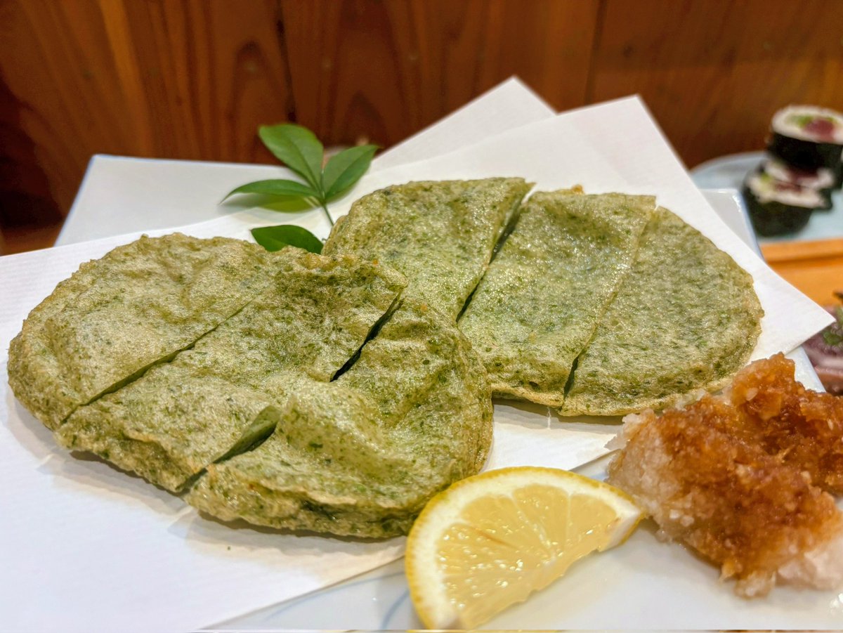 marinacky's tweet photo. よるごはんはホテルでおすすめしてもらった四万十のわかまつ🐟️四万十泊初めてだけど、ホテルとかお店のスタッフさんもタクシーの運転手さんもみんな優しい🥺わかまつは塩たたき発祥のお店らしくて本当に美味しかったし、地酒も豊富だった🍶
#かむ高知観光 https://t.co/zfMfKo575b