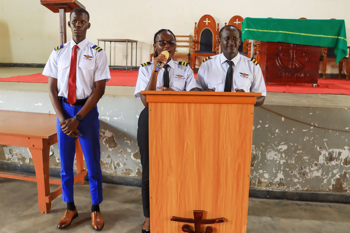 hclvssofficial's tweet photo. What a vibrant homecoming for HOLA members at Holy Cross Lake View SSS on 26/07/2025
The day was packed with joy: Holy Mass, a school tour, inspiring career guidance, thrilling sports, and the grand unveiling of our stunning new signpost!
#HOLAHomecoming #HolyCrossLakeViewSSS https://t.co/uzQnpUJtUv