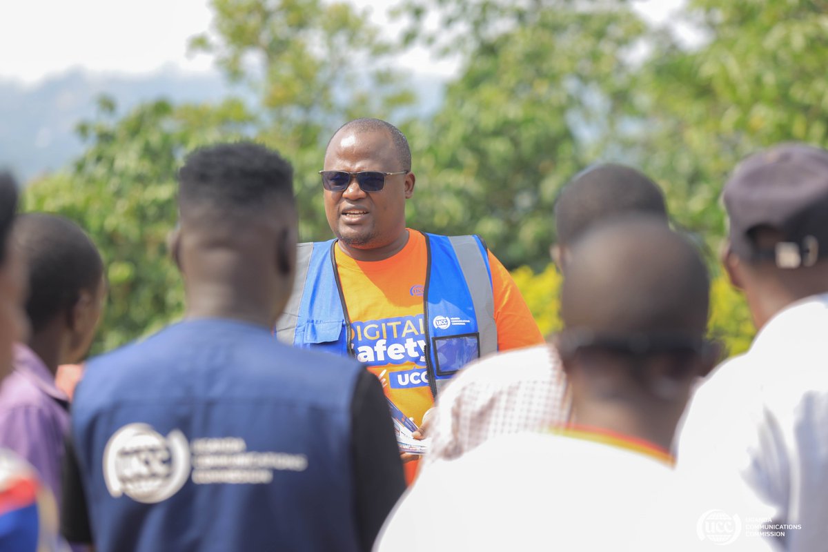 Day 2 of the Digital Safety awareness activities in Rukungiri district. #DigitalSafetyYourPriority
<a href="/UCC_Official/">UCC</a> <a href="/UgCERT/">UgCERT</a>