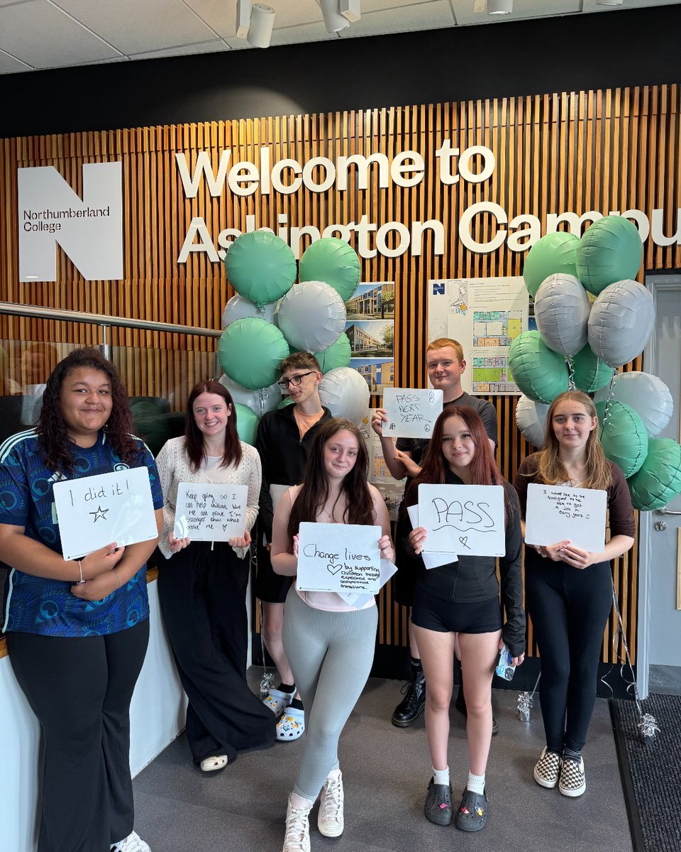 NorthlandColl's tweet image. A huge congratulations to our #TLevel and #BTEC vocational students on your results! 🎊

We're incredibly proud of all your hard work and wish you all the best in your next steps. 

Enjoy your celebrations! #ResultsDay 👏