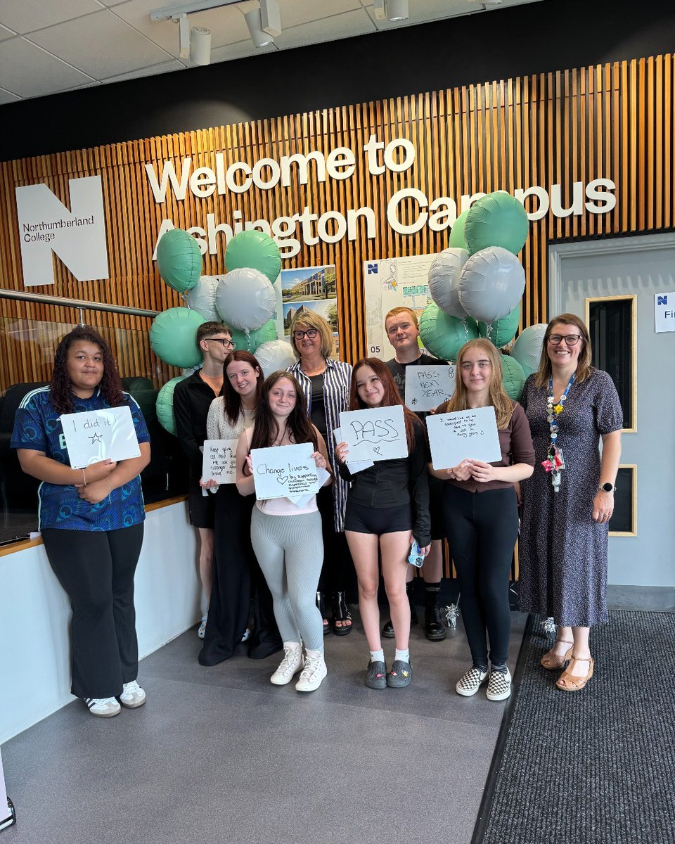 NorthlandColl's tweet image. A huge congratulations to our #TLevel and #BTEC vocational students on your results! 🎊

We're incredibly proud of all your hard work and wish you all the best in your next steps. 

Enjoy your celebrations! #ResultsDay 👏
