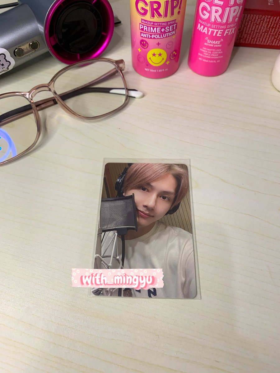 With_Mingyu's tweet photo. mau ijin #wts ready Malang 🙏🏻 ini belum ada harga nya jadi Boleh di offer ajah harga nya sesuai harga pasar lewat dm 😉

pembelian terbanyak lebih baik untuk menghabiskan koleksi👍🏻 

scoups jeonghan joshua jun https://t.co/yo4MN3ud8A
