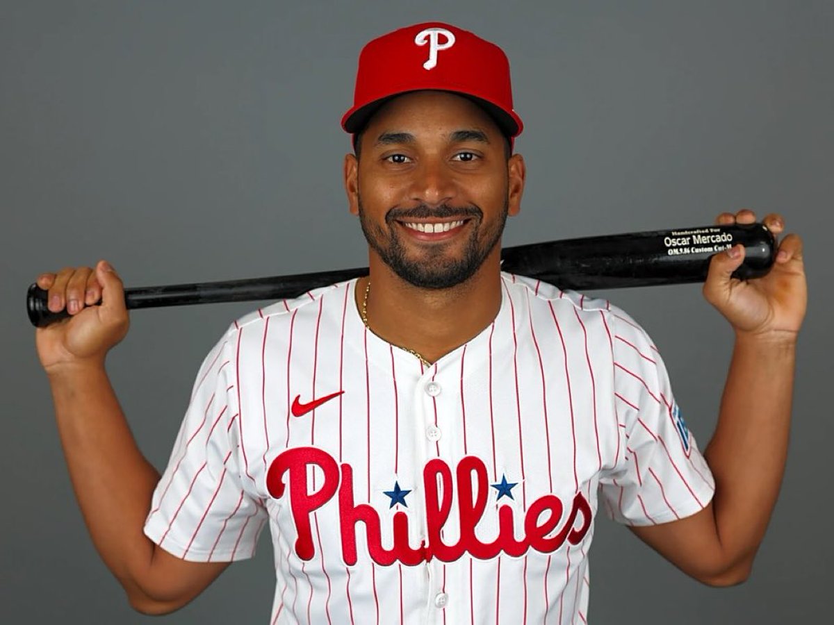 The Phillies re-signed OF Oscar Mercado to a minor league contract and  assigned him to AAA Lehigh Valley.
