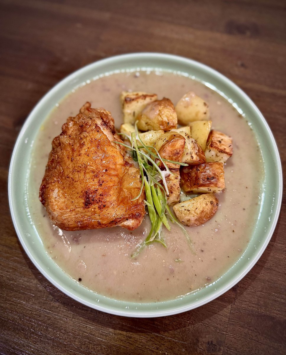 Day 8 - 15 / 30 - Healthy cooking challenge   

So its been just meal prep recently so haven't been posting... Same for this week too, but here is one I plated up nice (before freezing the rest for the week!)