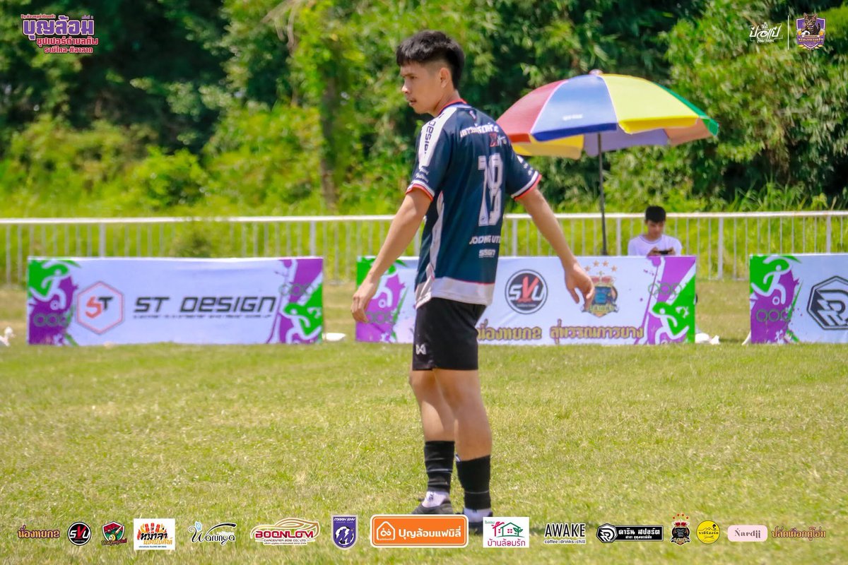 pat_20001's tweet photo. ง่วงนอนก็ไปนอนนน🥵🤣 https://t.co/0evf8IRh5t