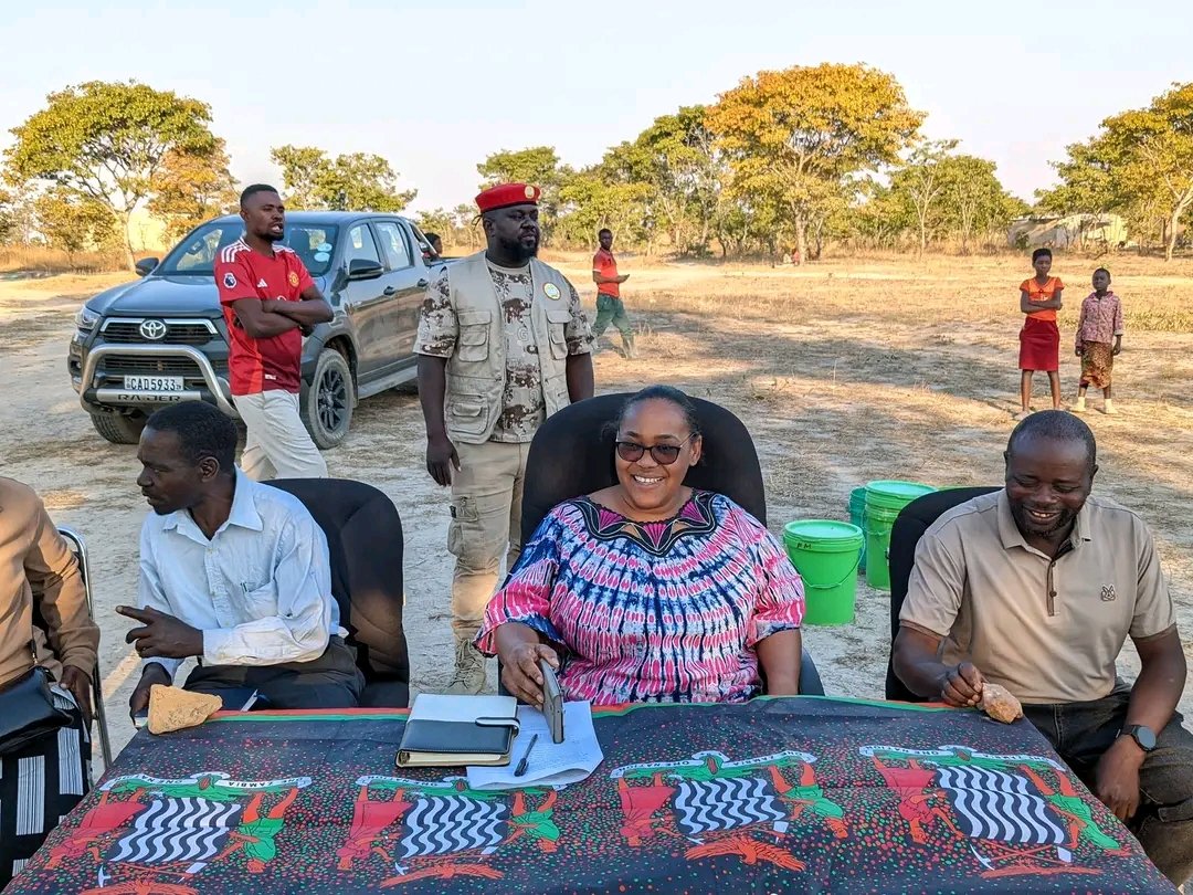 HonChushi's tweet photo. The UPND family continues to grow daily with more people joining. The District Chairperson, Constituency Chairlady and I welcomed new members in Monan'gombe Ward during a local development meeting. https://t.co/57DcMmGPhv