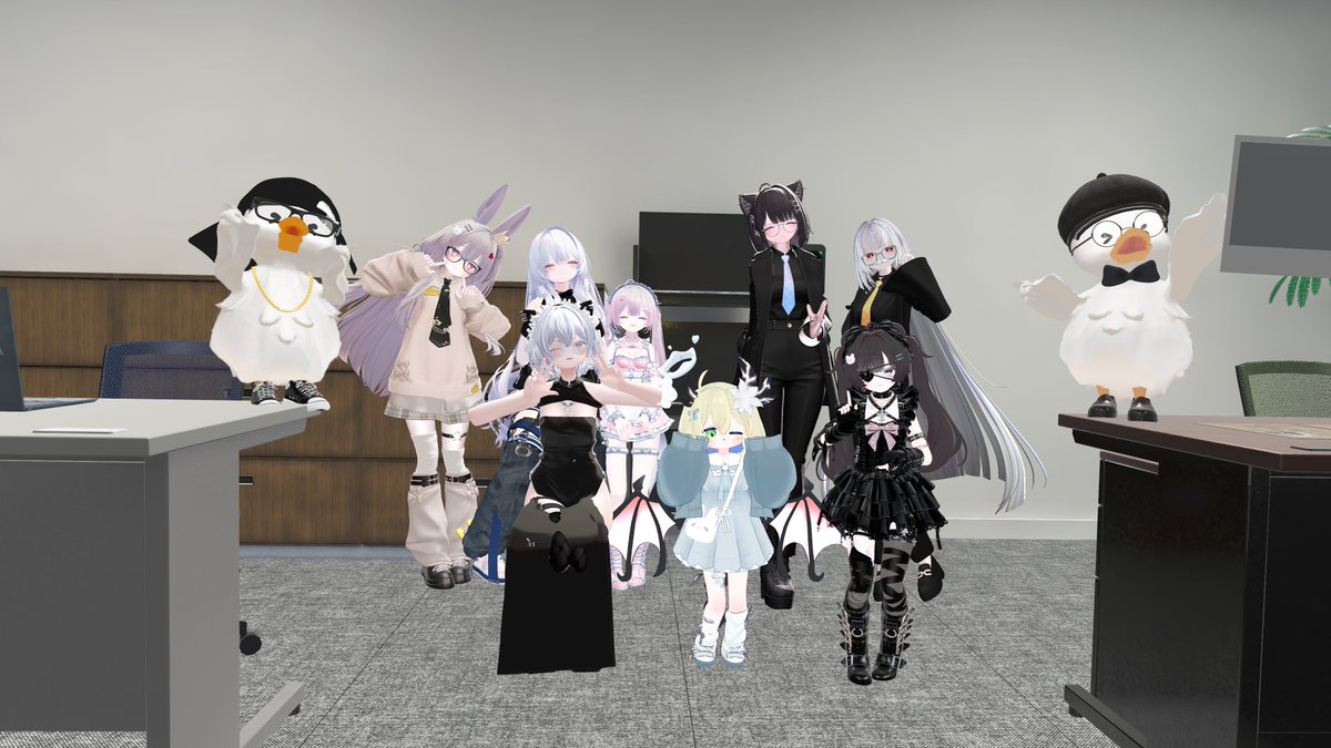 mochimin_VRC's tweet photo. #押売商事かかお
押売商事かかおプレオープンでいってきました！
キャストさんにものを売りつけるんですが営業未経験でも気軽にできる楽しいイベントでした！
参加した方々が個性つよすぎて初日早々会社つぶれそうなの面白かったです。 https://t.co/YoBp4TavdW