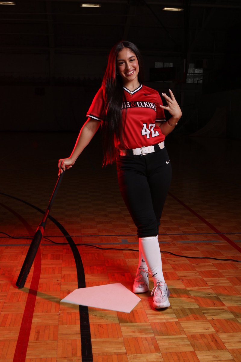 Hi there friends and family!
My team is selling raffle tickets this year to fundraiser for our season! If you would like to support please message me! There are only a few left. Thank you!! #rollsens ❤️🖤