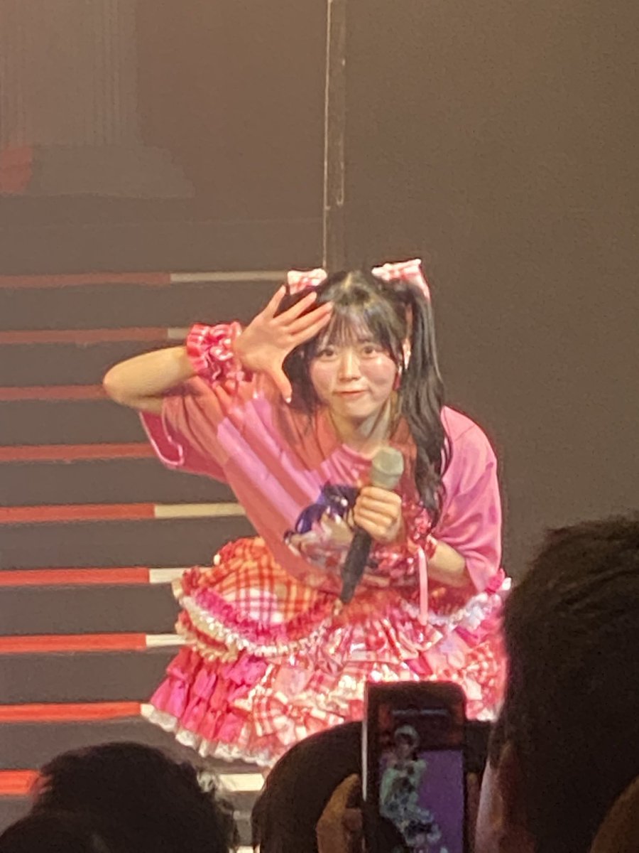 amatantan_2's tweet photo. #君に胸キュン の #7周年ライブ に行ってきました
最高な気持ちになれました
#はるかちゃん の新衣装姿かわいいんです
今日は、僕の大好きな曲、4曲ともあったし、新曲すごく良かった。2曲目が、はるかちゃんお似合い🩷
#Riskey
#キミはボクの一番星
#恋愛決壊警報
#Neverever
#有栖はるか
#君キュン https://t.co/bO8Ie4GMJx