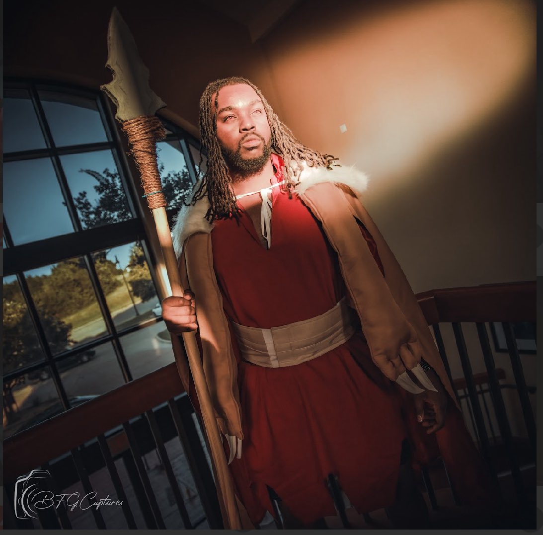 basicdev24's tweet image. Anime                            Real Life