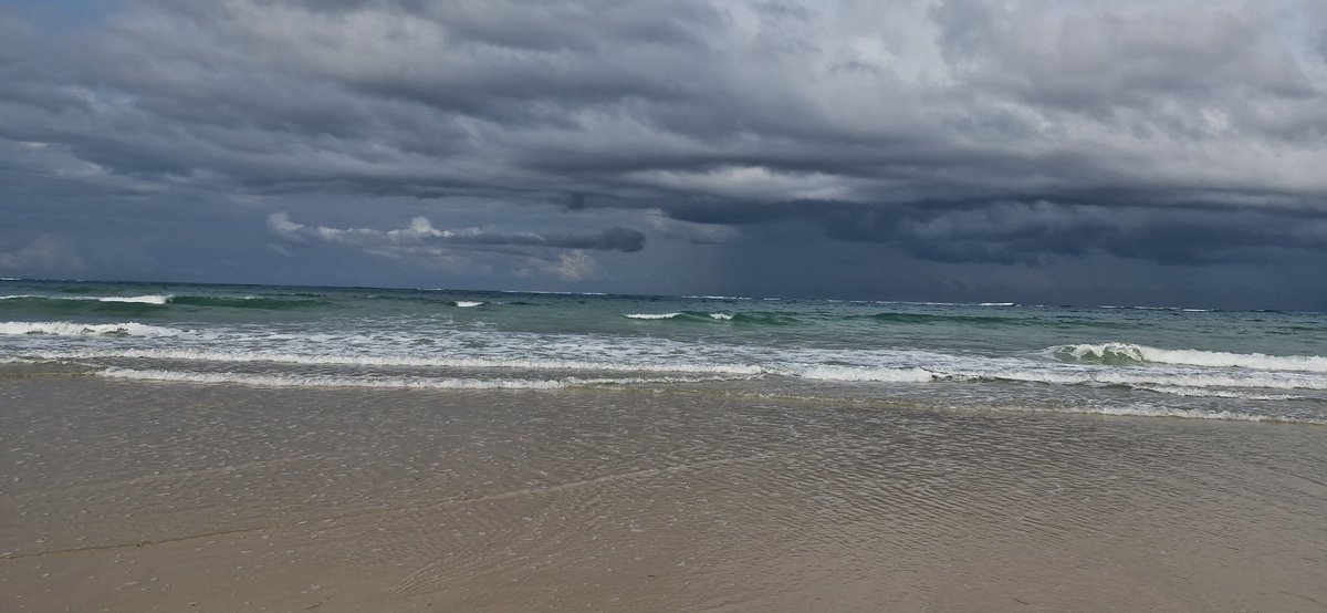 wanderhoodrich's tweet photo. Indian Ocean Beach View 🔥

#wanderhoodrich #hoodrichphotography https://t.co/ugydpu1cYt