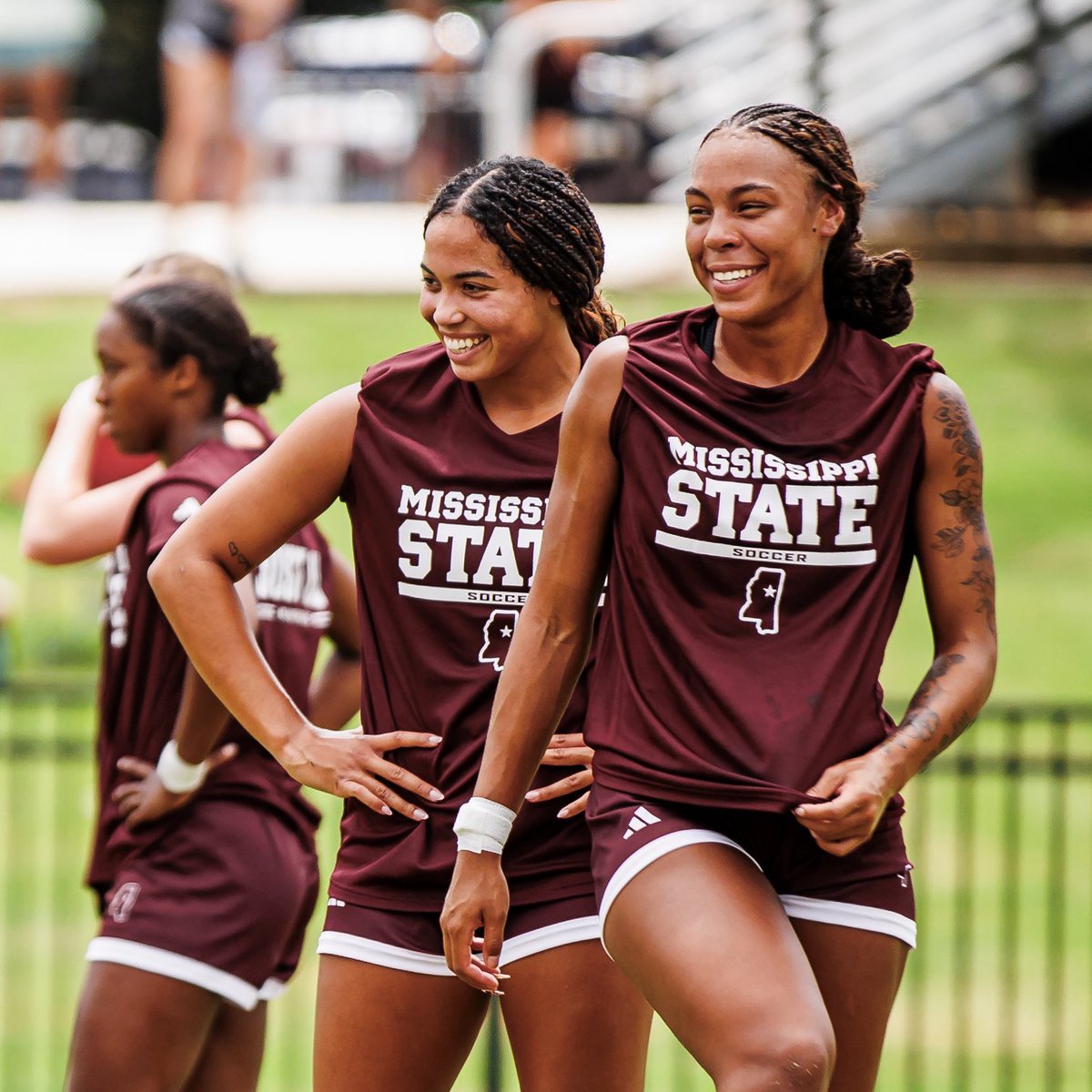All smiles because it’s MATCH DAY in StarkVegas! 🤩

PACK THE PITCH at 6:30 PM! 

#HailState🐶 x <a href="/HailStateSOC/">Mississippi State Soccer</a>