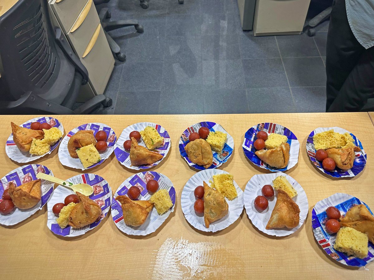 IntellinezSys's tweet image. Proud, united &amp;amp; unstoppable.

Team @IntellinezSys celebrated Independence Day 2025 with tricolor spirit and festive energy. Here’s to freedom, innovation &amp;amp; India’s bright future!

#IndiaAt79 #IndependenceDay2025 #TeamIntellinez #IntellinezSystems