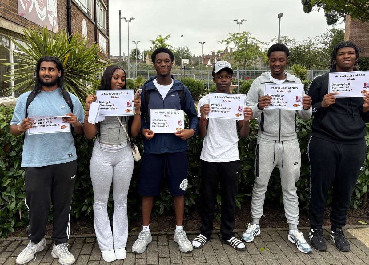 Southwark News (@southwark_news) on Twitter photo St Thomas the Apostle achieve highest A Level results in the school’s history
94% of all grades were A*-C
<a href="/stacsouthwark/">St Thomas the Apostle School</a>
southwarknews.co.uk/area/nunhead/s… St Thomas the Apostle achieve highest A Level results in the school’s history
94% of all grades were A*-C
<a href="/stacsouthwark/">St Thomas the Apostle School</a>
southwarknews.co.uk/area/nunhead/s…