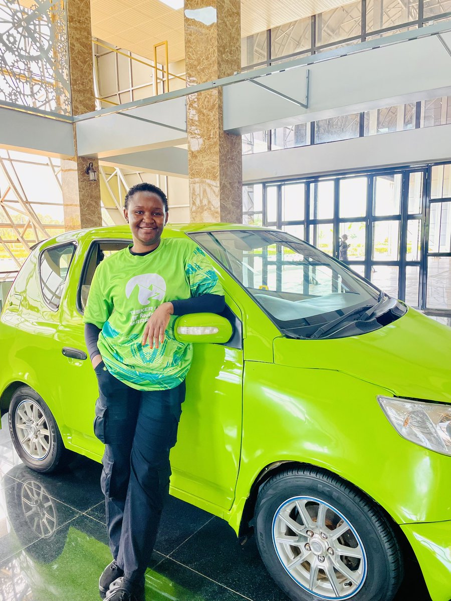 WasswaEmma_'s tweet photo. We visited Africa's Biggest
Electric E- Mobility Car Manufacturing Plant @KiiraMotors in Jinja 📍
This multi billion plants began as a Co Curriculum done by @Makerere students🤔 in 2007
Through that The first #Kiira EV1 car was made 👇👇 in 2011 after 4 years
#TuskerliteRwenzotiMarathon