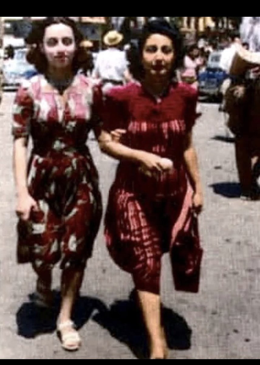 السيدة فيروز مع والدتها عام ١٩٧٧ !!!!