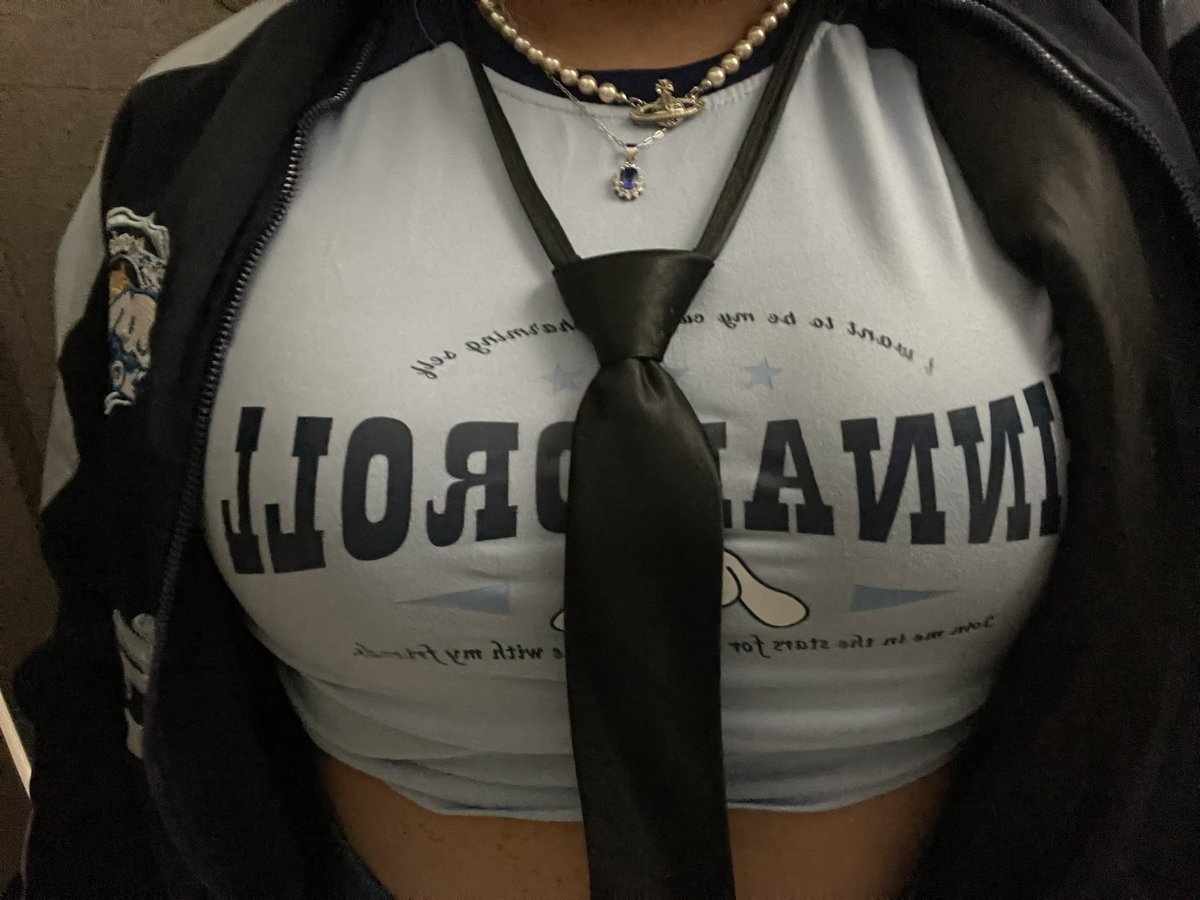 veinIuvr's tweet photo. looking for interactive moots #promotwt

hiii !! call me ava 🤍

♡‧₊˚ 04, she, pan — filo jap mex
  ⋆˙⟡  APAC servers,  peak plat 2 !
♡‧₊˚ clove, reyna, gekko, skye
  ⋆˙⟡  anime, roblox, mc, sdv

⠀⠀♡ / ↻ to be moots :)

#anitwt #valtwt #gamingtwt #moothunt https://t.co/AaUaMThksS
