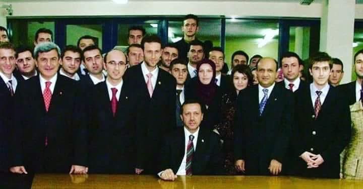 Millete hizmet yolunda, bir vizyonun gerçeğe dönüştüğü günlerden birinin yıldönümü…
AK Partimizin 24. kuruluş yıl dönümünü kutlu olsun. 🇹🇷

Nice yıllara, nice hizmetlere… Milletimizin refahı ve huzuru için durmadan çalışmaya devam.

#AKParti24Yaşında #24YılınHikayesi