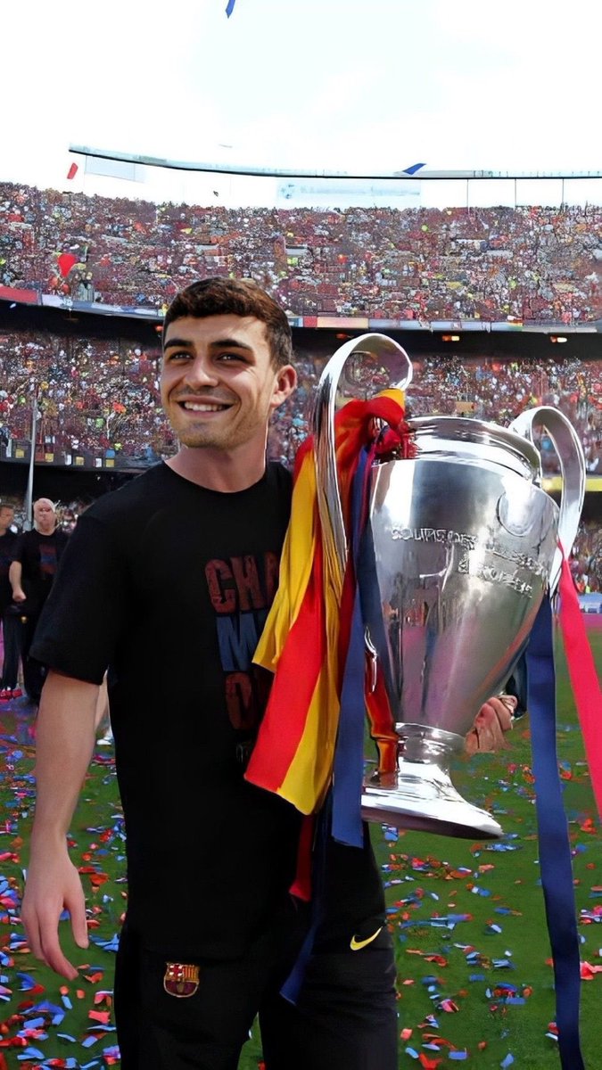 7gIIII's tweet image. مثبتة حتى يحقق برشلونه الابطال ❤️💙