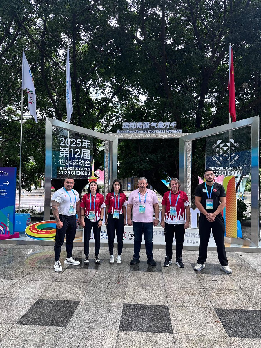 ÇİN/Chengdu’da üç kota ile katılmış olduğumuz Dünya Oyunlarında Sporcularımız Aybüke Kılınç ve Emin Özer gümüş madalya kazandılar. Sporcularımızı tebrik ederim.
<a href="/OA_BAK/">Dr. Osman Aşkın Bak</a> <a href="/HakanFidan/">Hakan Fidan</a> <a href="/hamzayerlikaya/">Hamza Yerlikaya 🇹🇷</a> <a href="/gencliksporbak/">Gençlik ve Spor Bakanlığı 🇹🇷</a> <a href="/TC_Disisleri/">T.C. Dışişleri Bakanlığı</a> <a href="/GSBsporgm/">Spor Hizmetleri Genel Müdürlüğü</a> <a href="/anadoluajansi/">Anadolu Ajansı</a> <a href="/trtsporyildiz/">TRT Spor Yıldız</a>