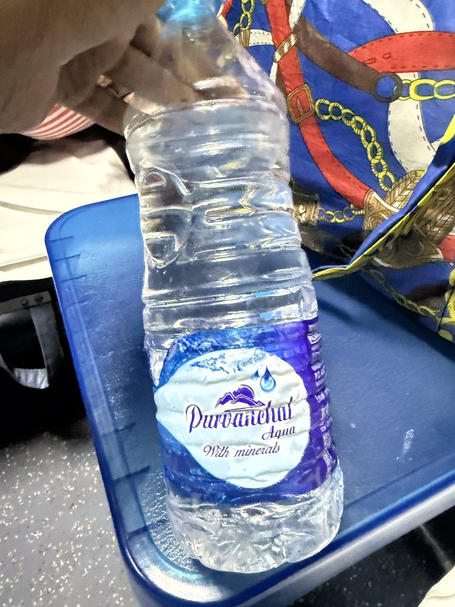 ShantanuMall's tweet photo. @IRCTCofficial @RailMinIndia @nerailwaygkp This brand being circulated by designated IRCTC staff in 12555 Gorakhdham Express. I’m currently travelling from Gorakhpur to New Delhi. Had to pay ₹ 20 for this. Why is Rail Neer not being sold, worth ₹ 15? https://t.co/dHErFVO9Hj