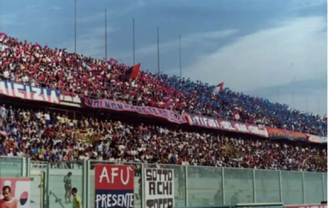CCalcistica's tweet photo. Taranto's Long March to Serie A

This summer, Serie C club Taranto FC folded (again).

In their place, phoenix club SS Taranto have just been admitted to Eccellenza (5th tier).

It's a sickener. But also an opportunity for a city to recover its football heritage &amp; civic pride... https://t.co/k7enpkxt9t