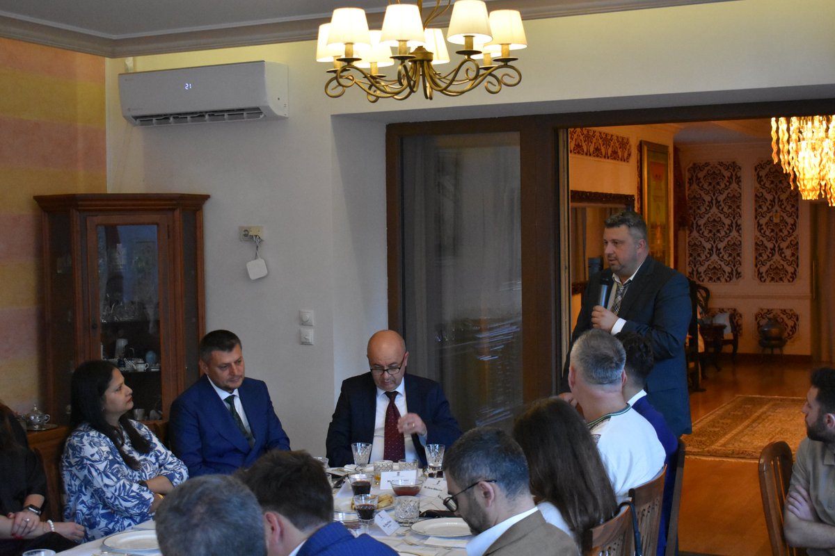 eoiromania's tweet photo. Mr. Dinu Gheorghe, Chief Representative of ICC to 🇷🇴and the Mr. Alin Albu, VP of India-Romanian Chambers of Commerce, spoke about their upcoming visits to India, aiming to explore new trade partnerships, strengthen existing business ties, and identify investment opportunities. https://t.co/jA8PbqnUqt