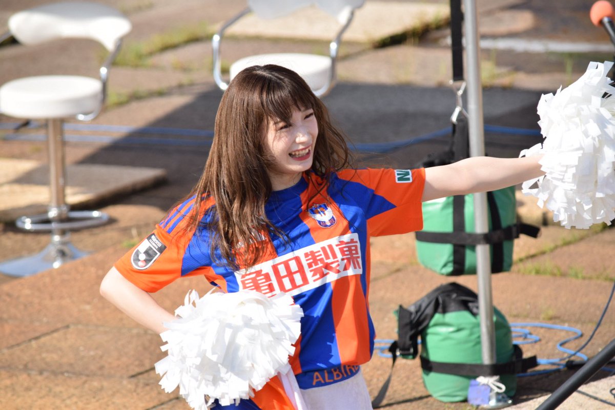 Albirex_Photo's tweet photo. 25期デビューまで、あと2日！
今期も推せる幸せ😊
無事1年活動できますように！

@alb_natsuki 
#アルビレックスチアリーダーズ 
#アルビチア 
#albirexcheerleaders 
#こちらアルビチアです https://t.co/EI7wqTVuZA