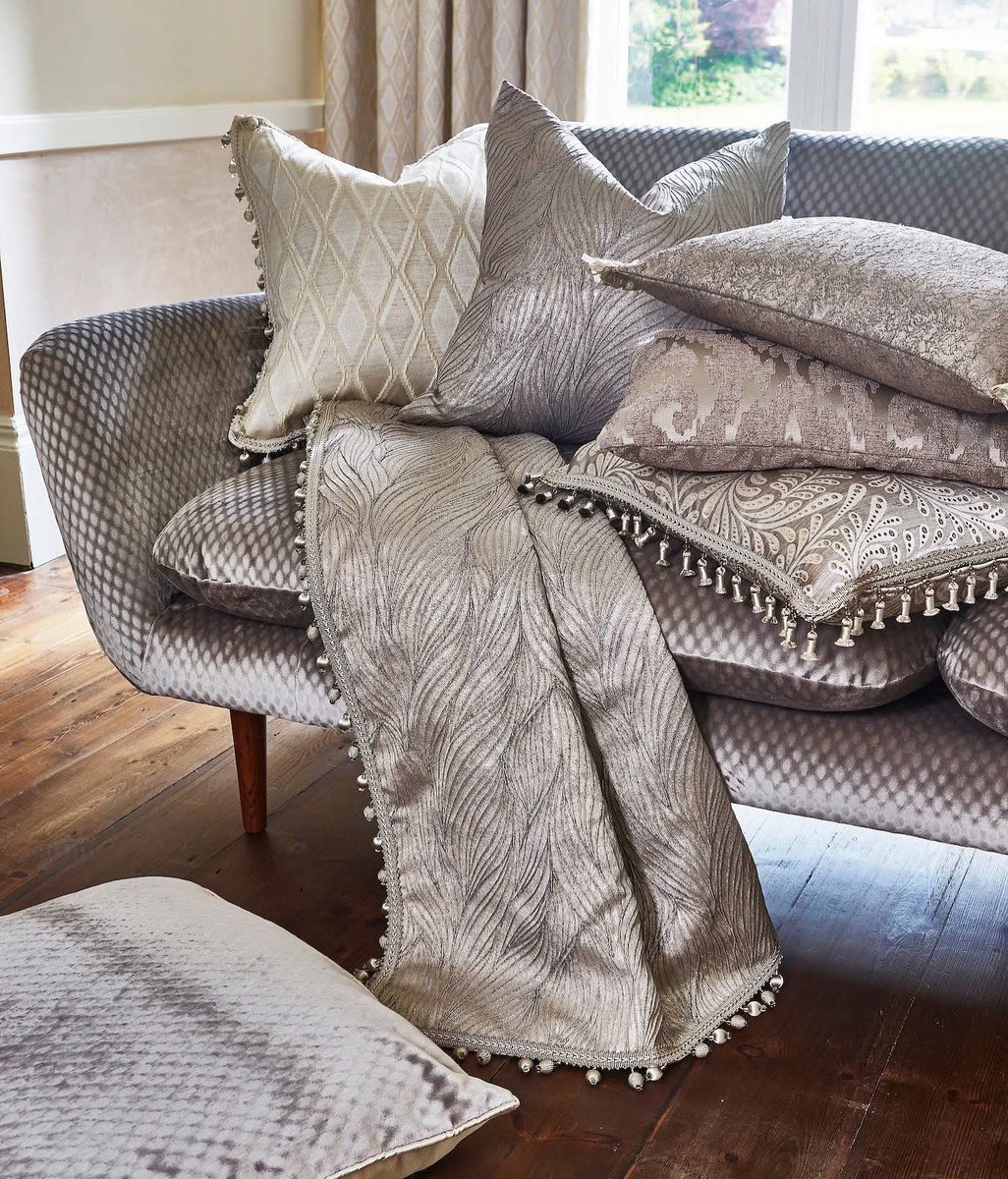 Blakes Interiors & Decor tweet media