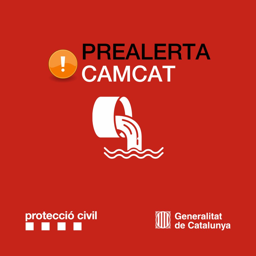 emergenciescat's tweet photo. Prealerta #CAMCAT per un incendi actiu d'un vaixell amarrat al Club Nàutic de l'Hospitalet-Vandellòs (Hospitalet de l'Infant).

Els bombers treballen en l'extinció de l'incendi.

#ProteccióCivil https://t.co/0mc6KWCR46