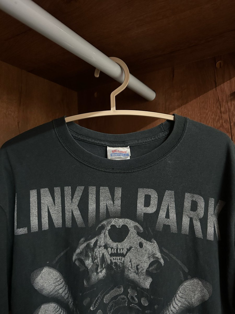 KHNOKOK's tweet photo. ส่งต่อ เสื้อวินเทจ 👔
1. เสื้อวง LINKIN PARK 980.-
2. เสื้อ TERROR 480.-

ค่าส่ง 35 🚚

#ส่งต่อเสื้อผ้ามือ2 #ส่งต่อเสื้อผ้า #ส่งต่อเสื้อผ้ามือสอง #ส่งต่อเสื้อวินเทจ #ส่งต่อของมือสอง #เสื้อยืดวินเทจ #เสื้อวินเทจ #LinkinPark https://t.co/Jo6qFtVk2S