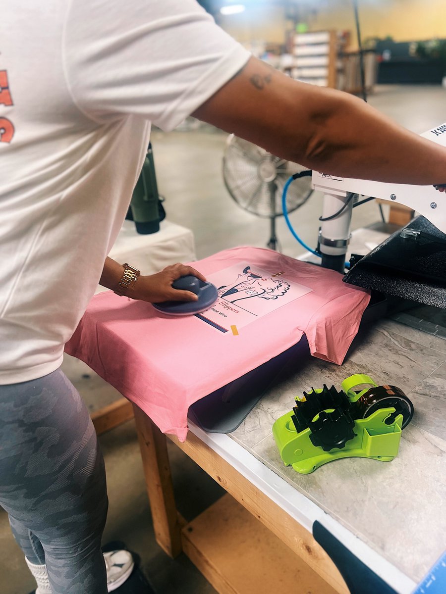 QueensboroUSA's tweet photo. From embroidery to print, your logos come to life here at Queensboro! Our embroidery needles are dancing, the presses are rolling, and custom orders are flying out the door. Who’s ready to make something unforgettable?! 👕🧢👚 https://t.co/LSdNNoDQ9b