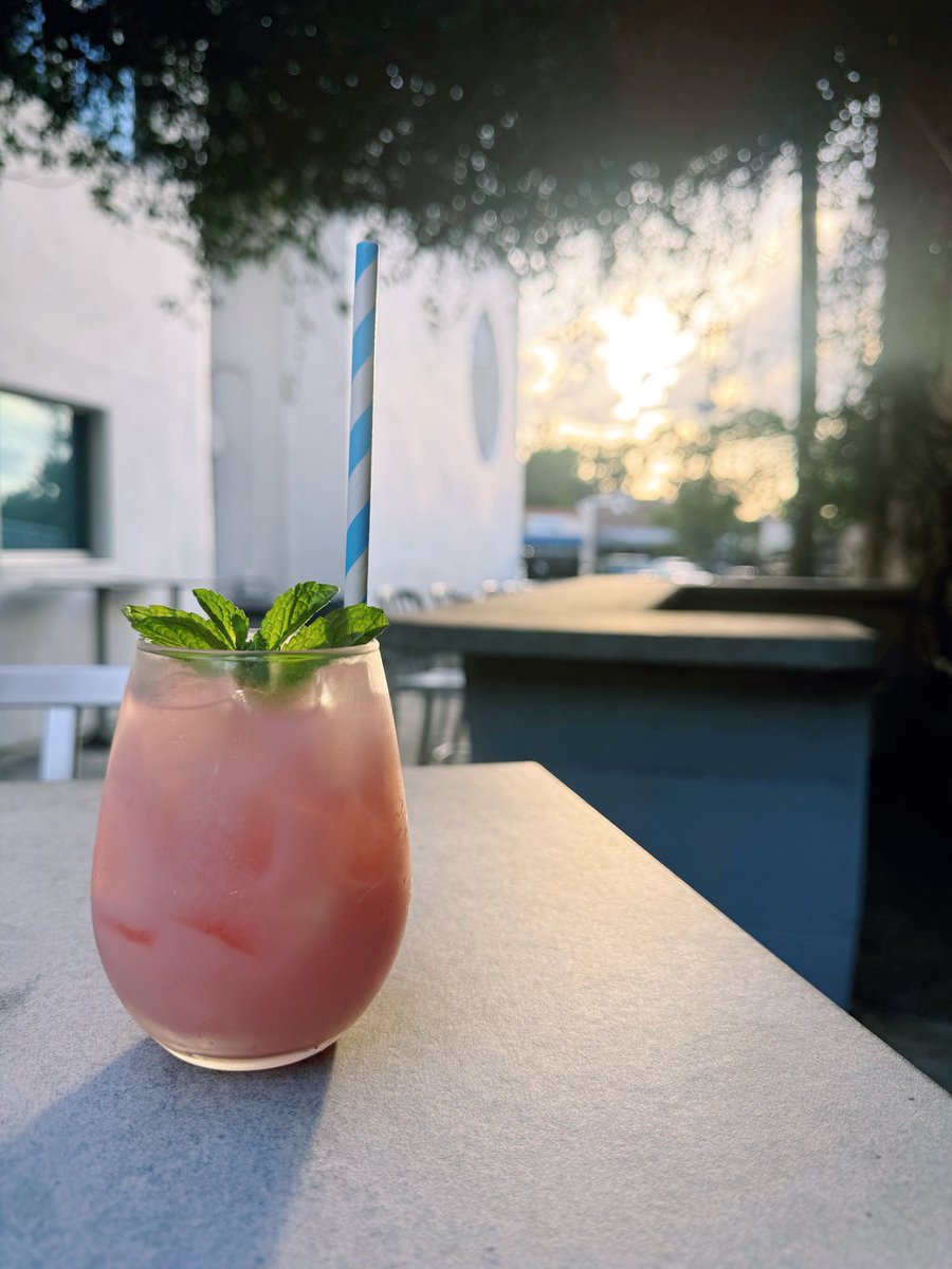 bartendereditor's tweet image. I made a new cocktail for my bar inspired by Girly Pop Nation @qtcinderella ✨