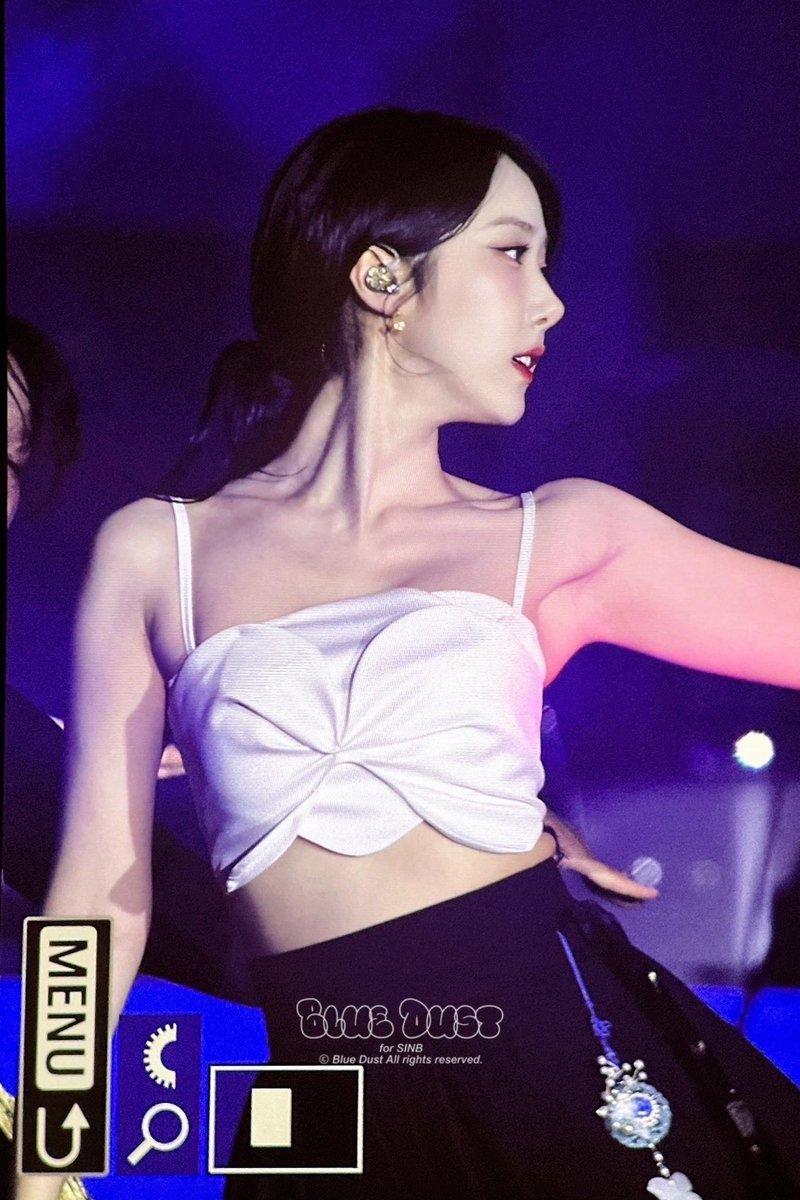 bluedust_sb's tweet photo. 250814 💙🇰🇷💙

#비비지 #신비 #VIVIZ #SINB https://t.co/5Rr4S9izr1