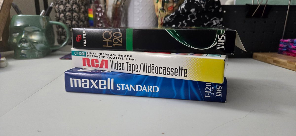 I have a large tote filled with so many Goo Goo Dolls memories from the last 25+ years. So many memories have come back, making me feel nostalgic, but sad for days gone by. ❤️
Oh, and these...that I have no access to.