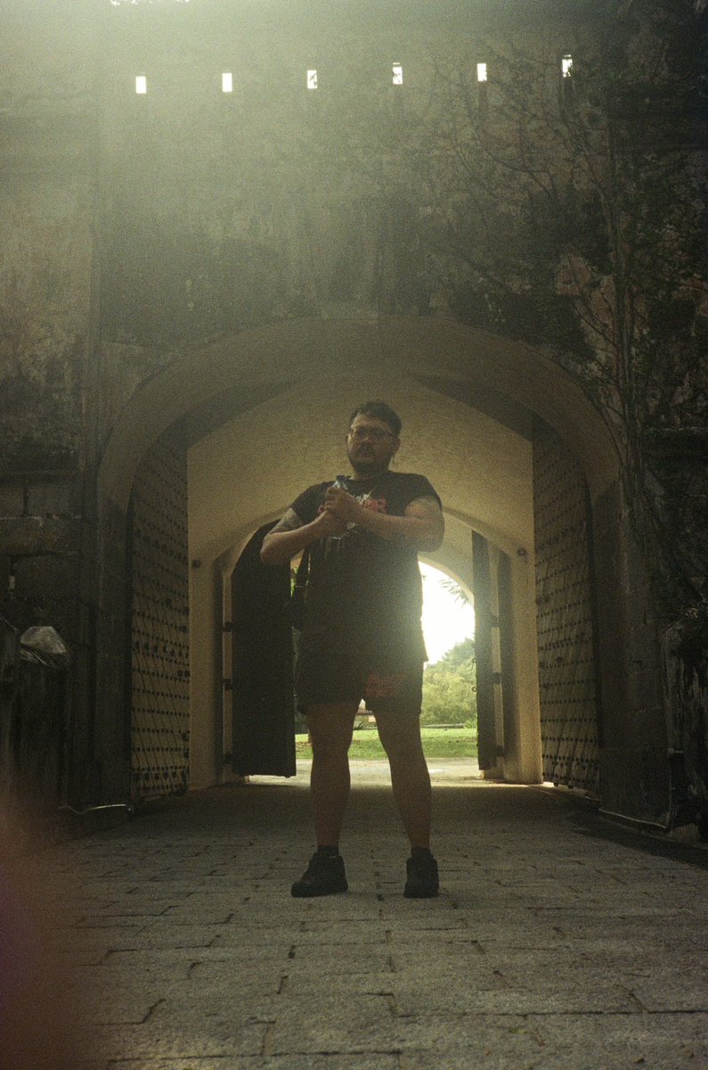 ganissatanica's tweet image. #FesyenNBusana #FNB #VivaSmada
#35mm